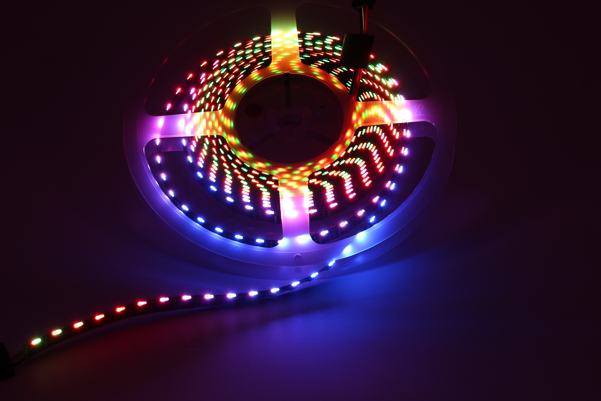 LED lights tape that changes colour Colour-changing LED light kit